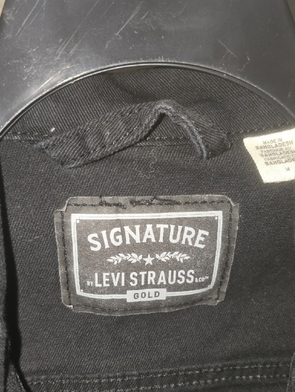 Levi's Black Men's Denim Jacket - Picture 2 of 3